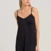 HANRO Deluxe Satin Slip- Black