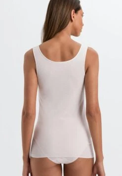 HANRO Cotton Sensation Top -Selected Fashion Lingerie Stores image 149b0d43 510a 4ea6 84cd 260369c3c983 1